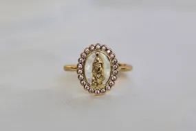 Ave Maria Ring in White