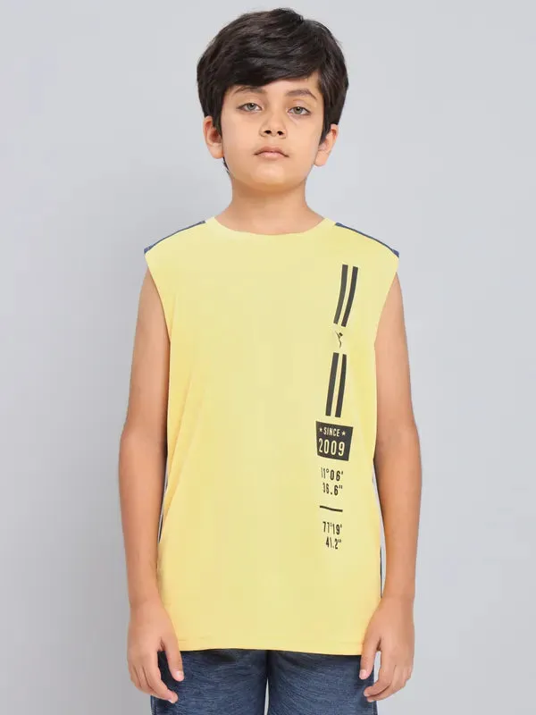 Boys Printed Slim Fit Crew Neck T-shirt with TECHNO GUARD