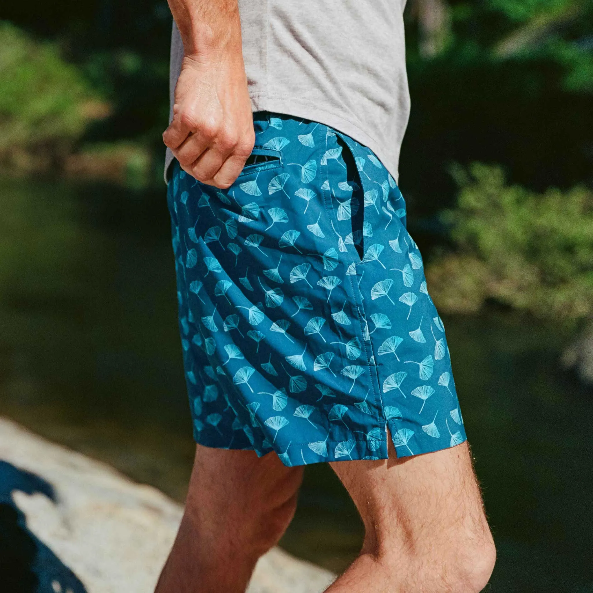 Catalina Swim Trunks in Royal Ginkgo