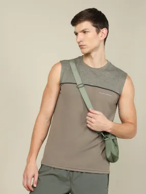 Men Colorblock Slim Fit Crew Neck Innerwear Vest with TECHNO COOL 