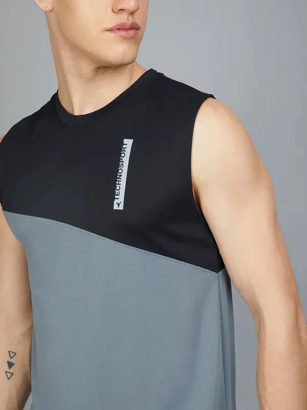 Men Colorblock Slim Fit Crew Neck Innerwear Vest with TECHNO COOL 