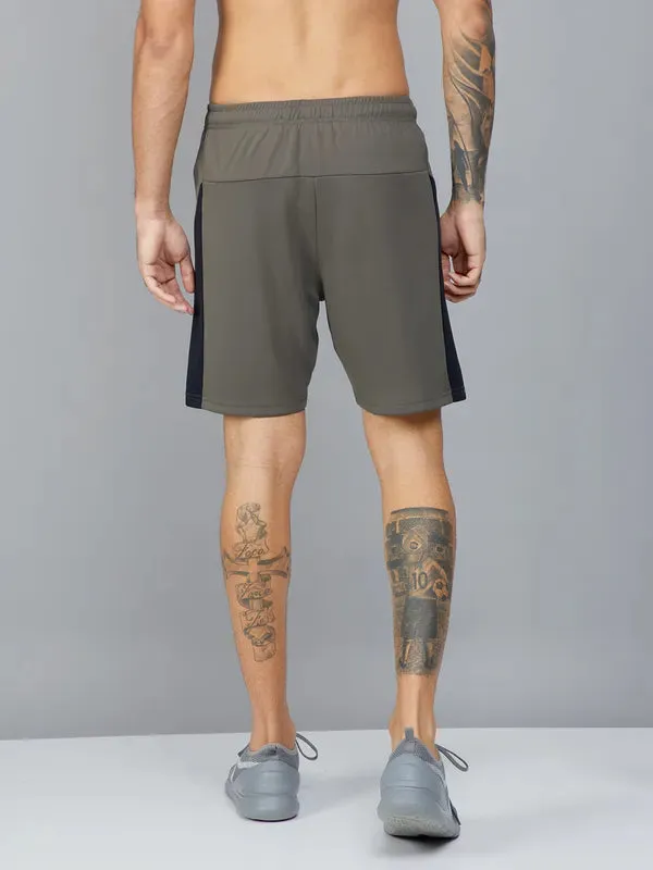 Men Colorblock Slim Fit Shorts with TECHNO DRY