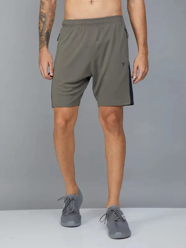 Men Colorblock Slim Fit Shorts with TECHNO DRY