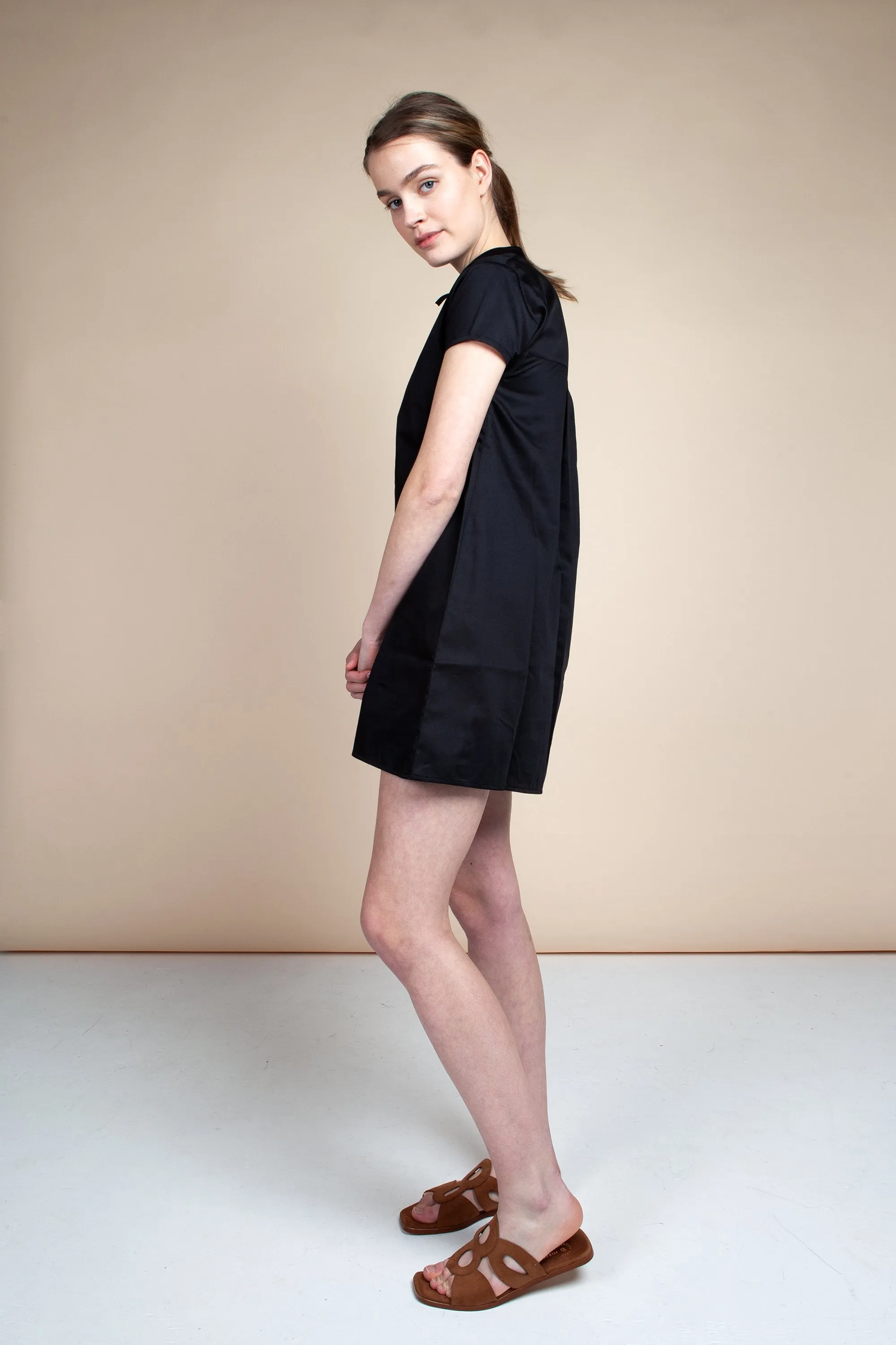 nunu dress black